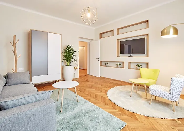 Breza アパート *